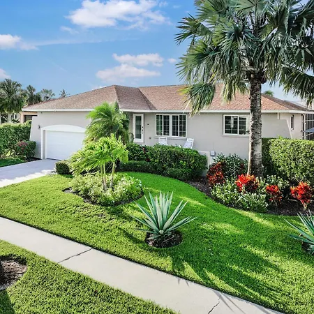 768 Sea Court Villa